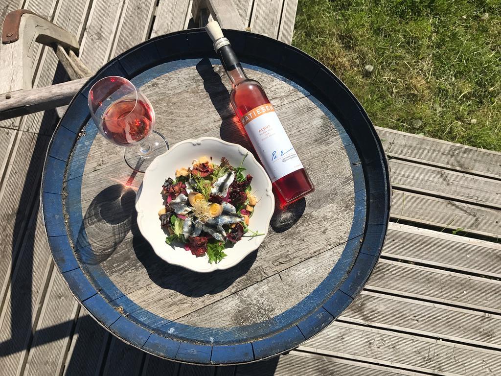 Luscher & Matiesen Muhu Winehouse Liiva  외부 사진